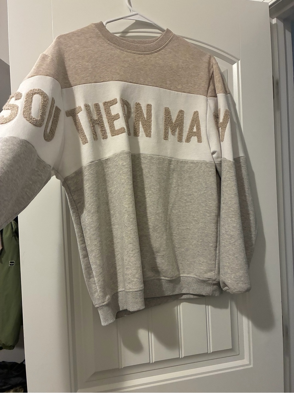 Southern Marsh Beige White Gray Colorblock Crewneck Sweater